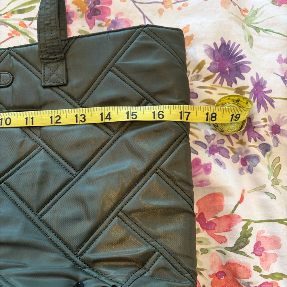 Lug Skyliner tote - Picture 8 of 10